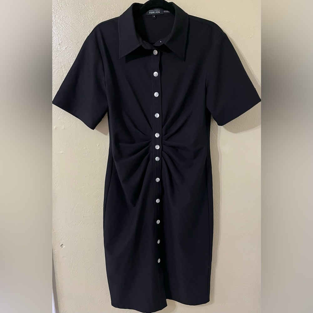Rickie Freeman for Teri Jon Black Buttoned Midi Dress